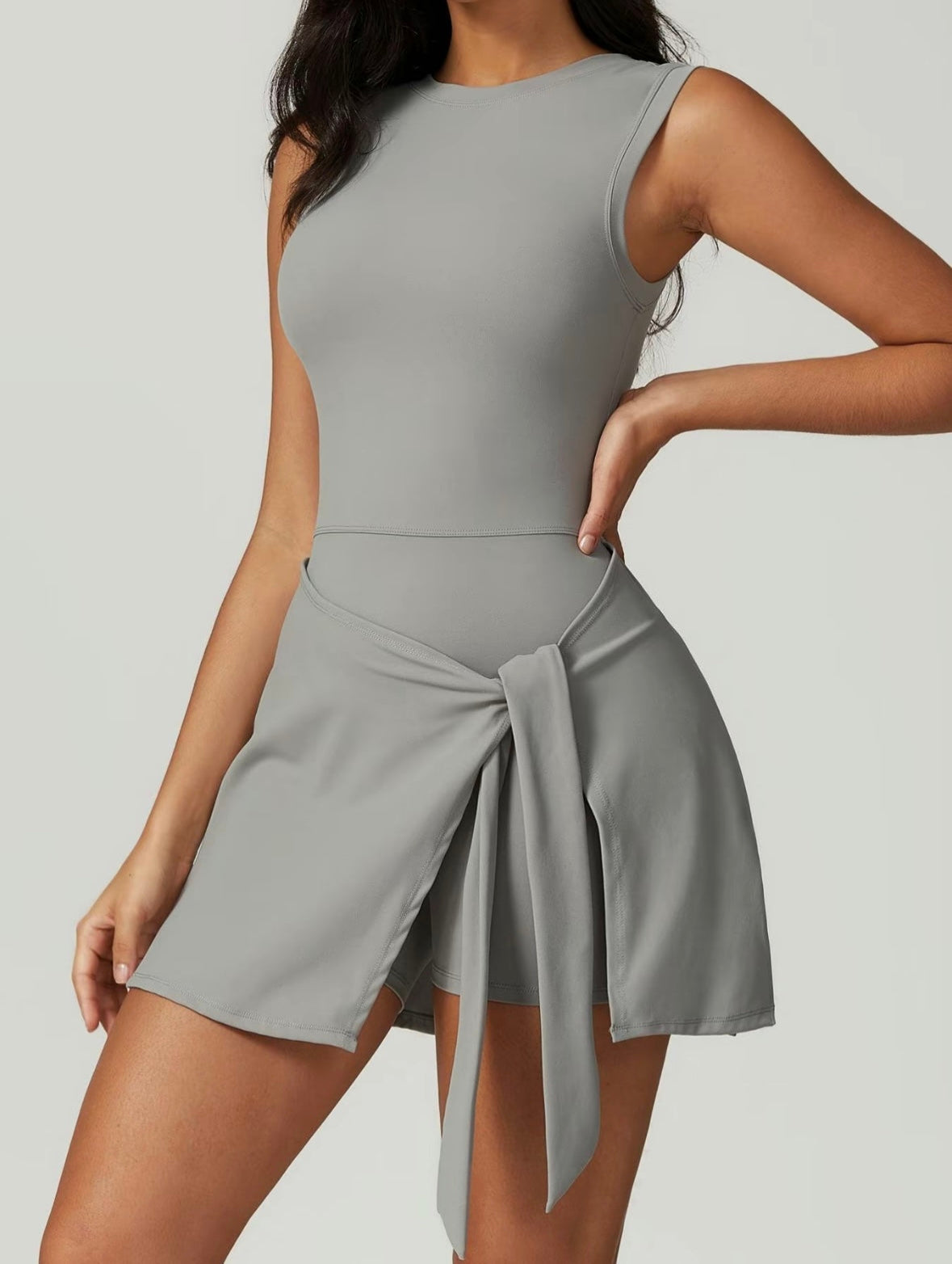 Zinora™ Tenniskleid mit hohem Ausschnitt