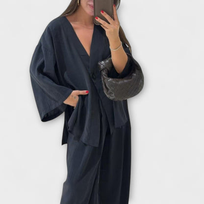 Aurora - Lässiges V-Ausschnitt Top und Hose Duo