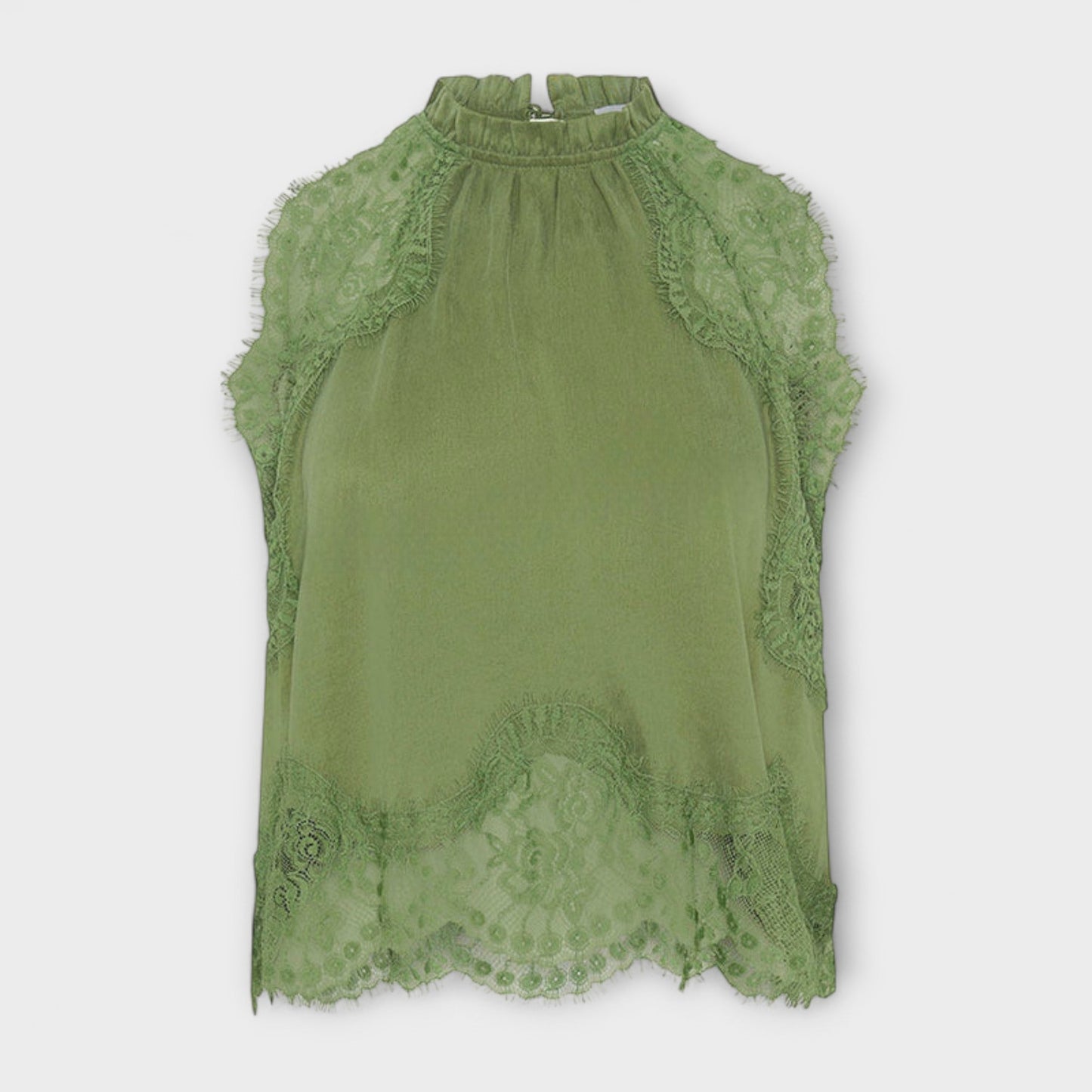 Kaia - Satinbluse mit Spitzenbesatz und plissiertem Ausschnitt im Set