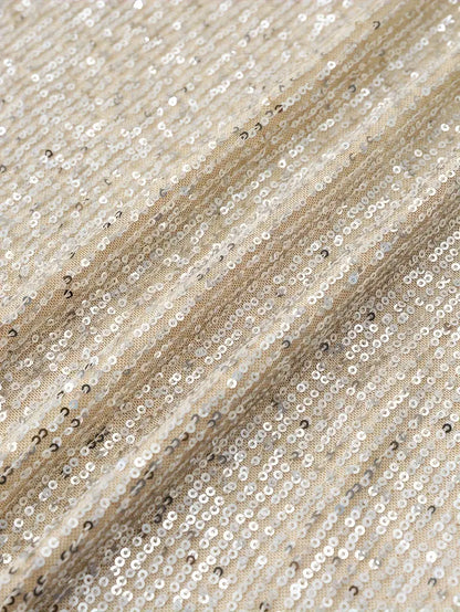 Partykleid mit Pailletten und Kontrast