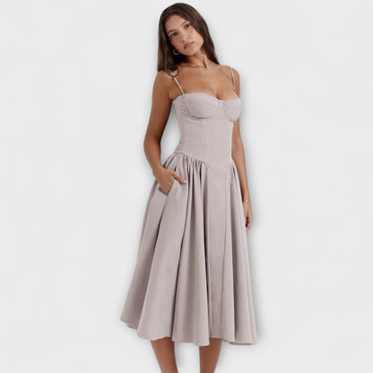 Rosalie - Verfeinertes ärmelloses Korsettkleid