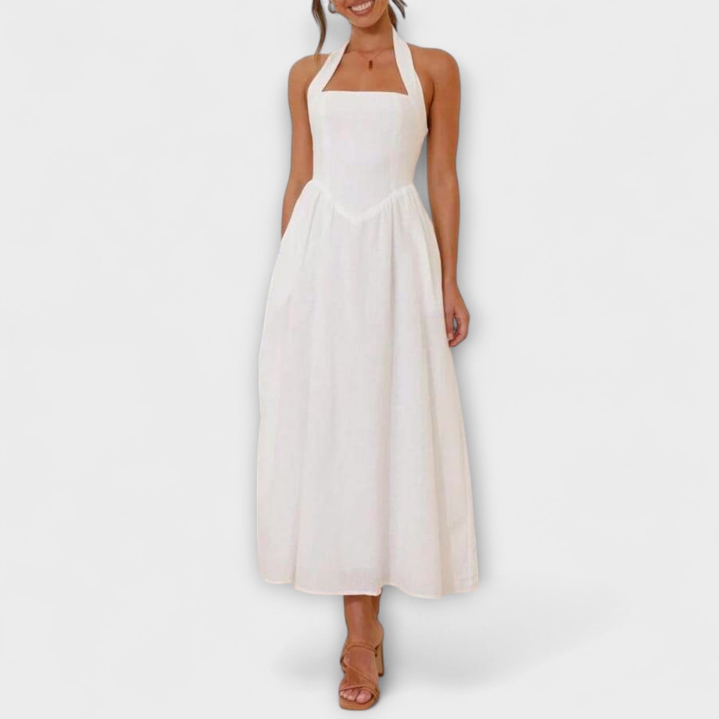 Aurora - Mid-Length Schwarzes Halterkleid mit Taillendetail