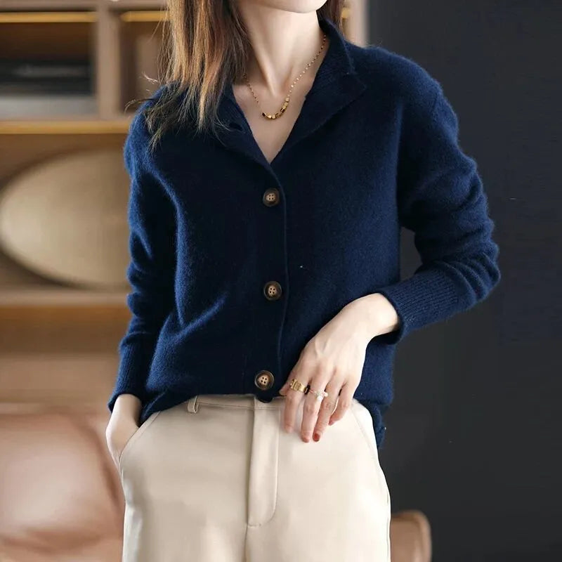 Greta | Stilvolle Strickjacke
